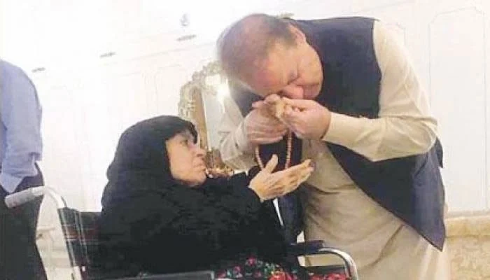 Photo of والدہ کا انتقال، نواز شریف کا تدفین میں شرکت کے لیے پاکستان نہ آنے کا فیصلہ