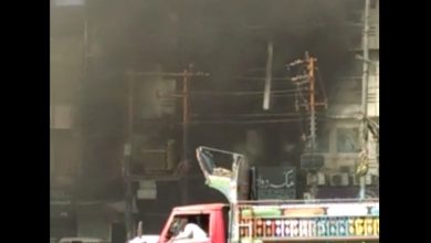 Photo of کراچی کے علاقے لیاقت آباد میں دکان میں آگ لگ گئی